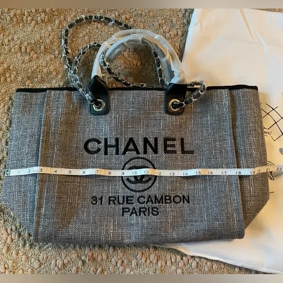 DH Gate Tote Bag - Picture 5 of 7